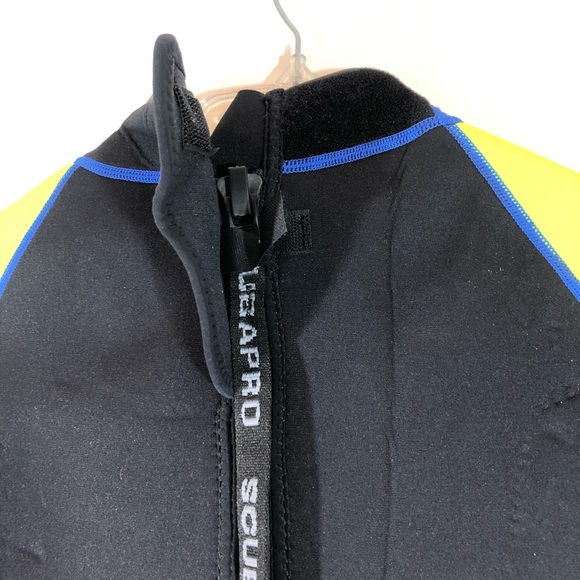 ScubaPro Short Wetsuit - Picture 4 of 9